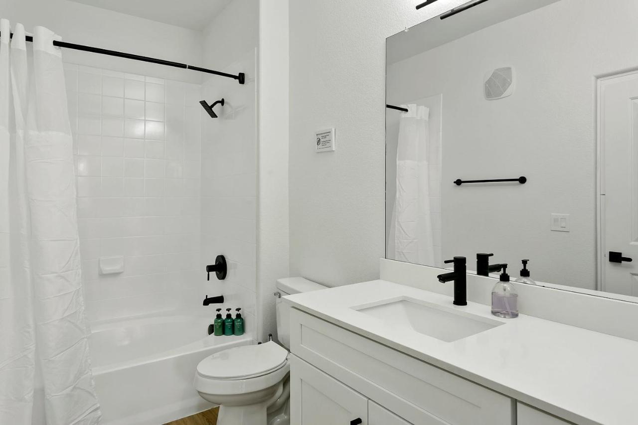 Cozysuites Glendale By The Stadium With Pool 06 외부 사진