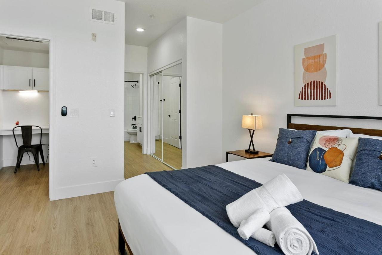Cozysuites Glendale By The Stadium With Pool 06 외부 사진